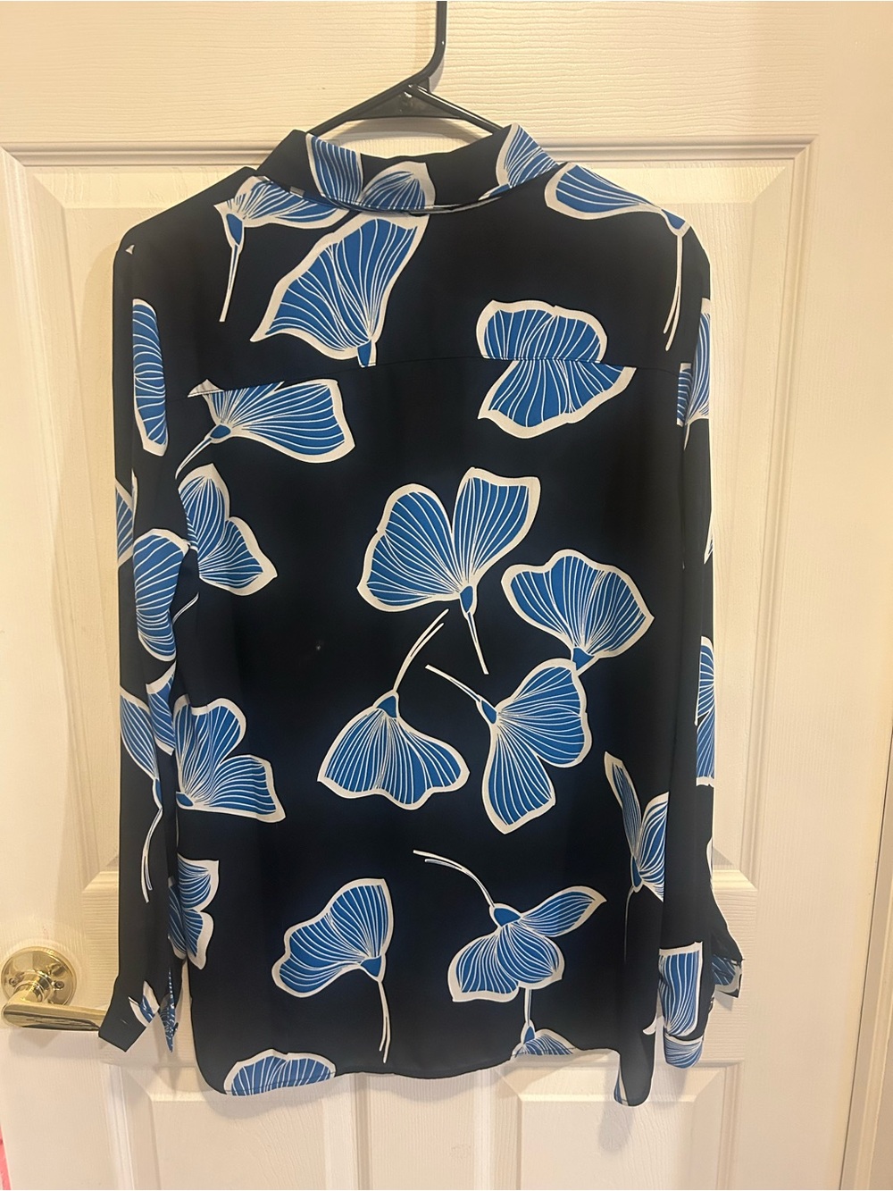 CAbi Regal Blouse - Picture 4 of 6